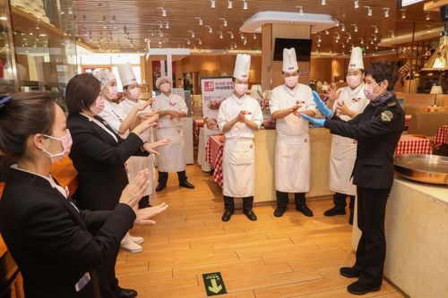 青岛发布餐饮服务疫情防控12条措施 停止聚餐，鼓励外卖，开学后分餐到班